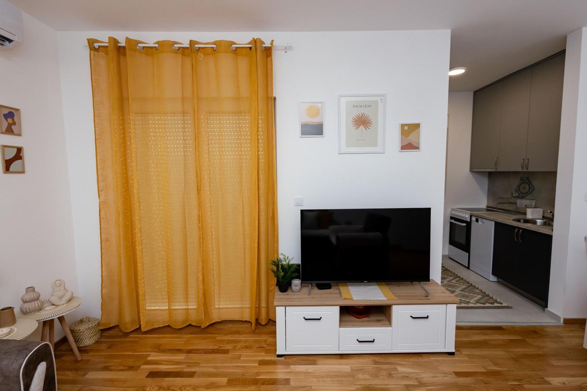 Elegant Escape Podgorica Appartement Buitenkant foto